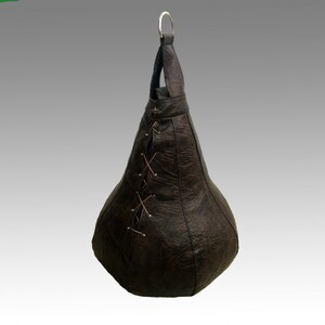 Груша боксерская капля на шнуровке (винилискожа) - fgospostavki.ru - Верхняя Пышма