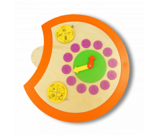 Настенный игровой модуль в виде части гусеницы-времени - fgospostavki.ru - Верхняя Пышма